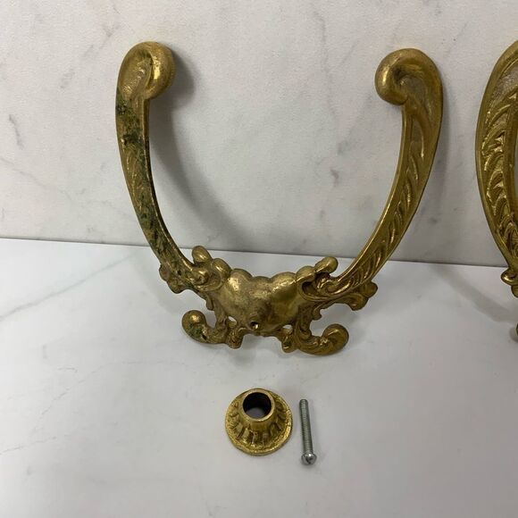Set of 2 VINTAGE Solid Brass double wall hooks - Picture 3 of 3